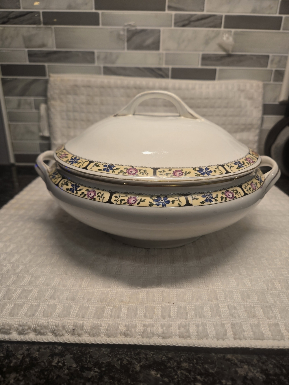 Antique Wedgwood & Co. Ld. Imperial Porcelain Lidded Vegetable Tureen - Tunstall